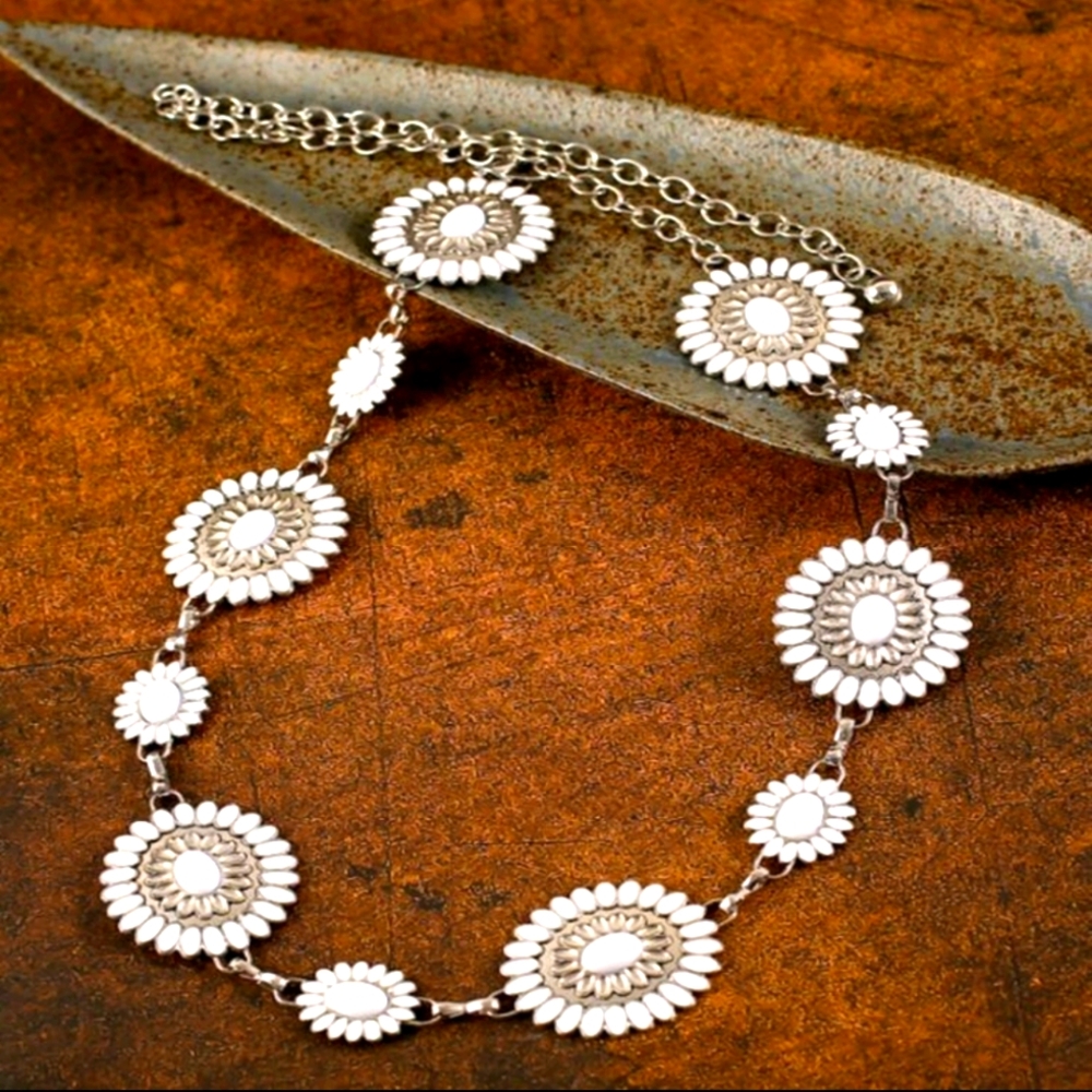 White Flower Chain Belt